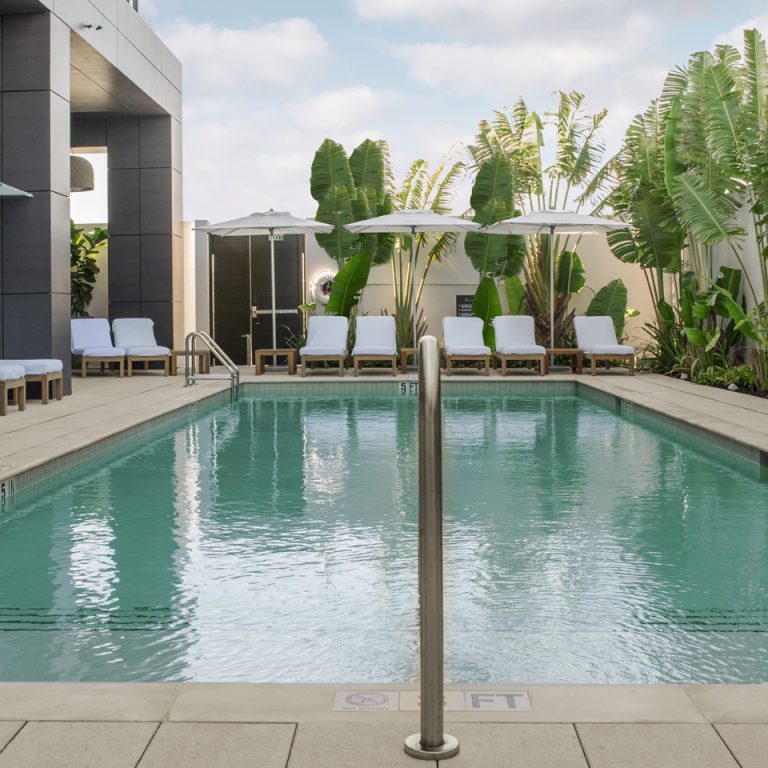 Hotels with early check in near me